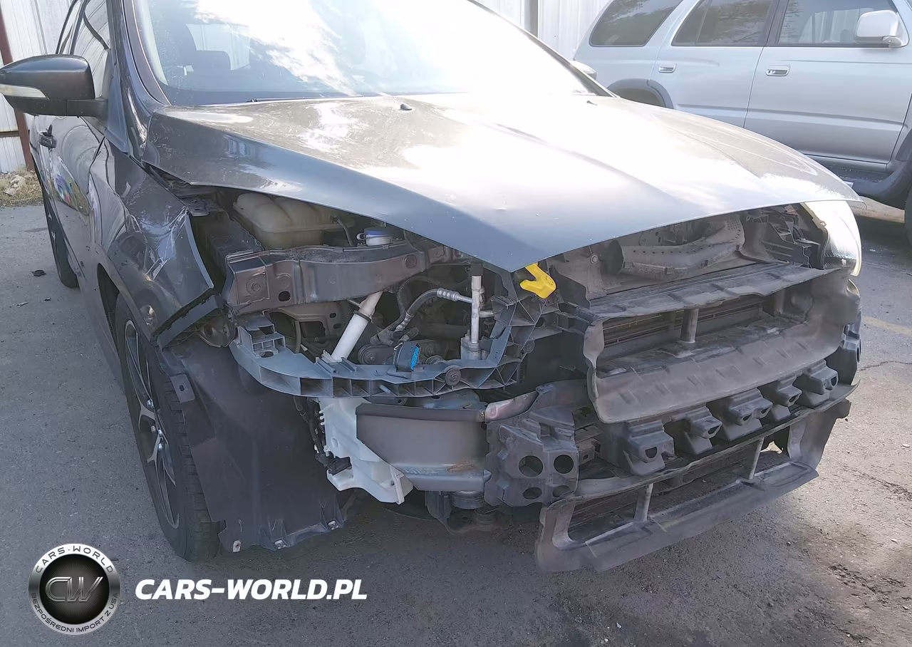 2015 Ford Focus Se VIN:1FADP3K27FL248756 - 6