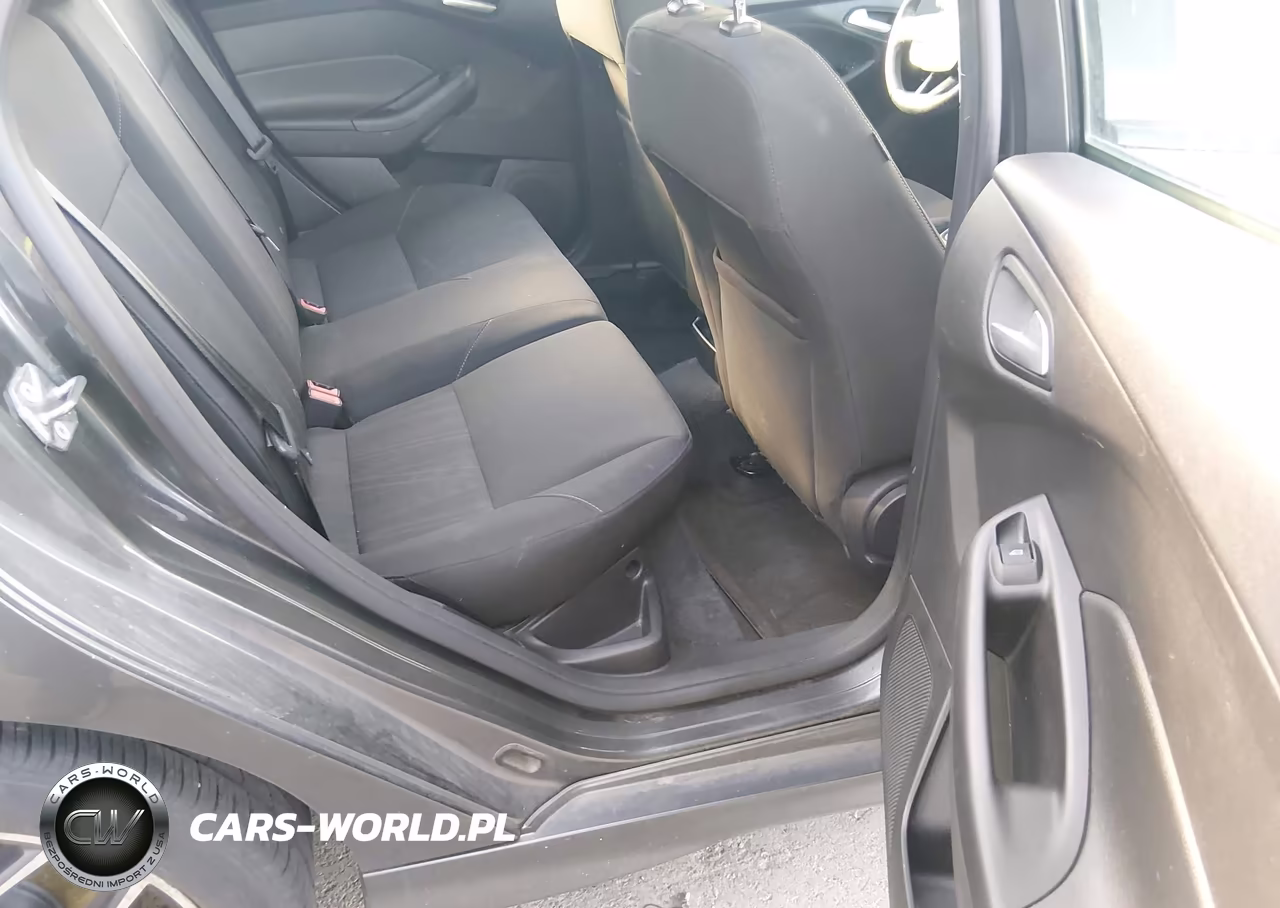 2015 Ford Focus Se VIN:1FADP3K27FL248756 - 8