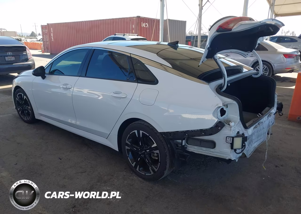 2022 Kia K5 Gt-Line VIN:5XXG64J27NG140105 - 3