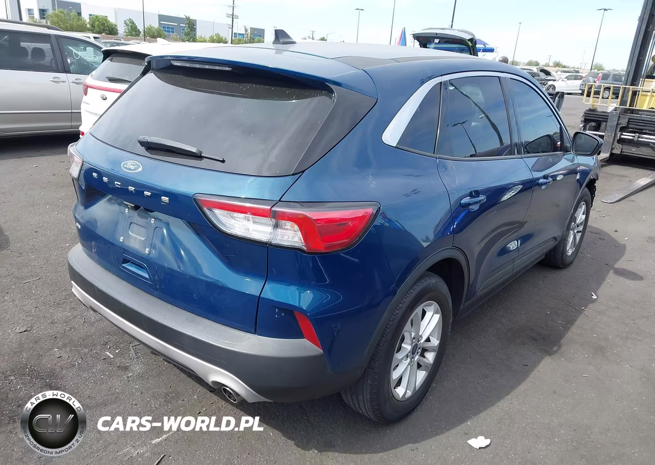 2020 Ford Escape Se VIN:1FMCU0G66LUC62965 - 4