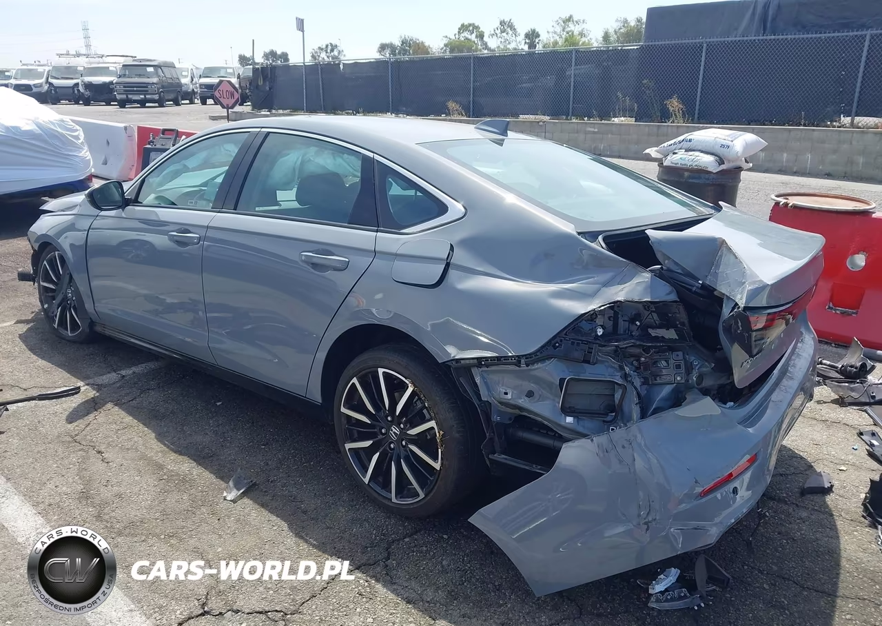 2025 Honda Accord Hybrid Touring VIN:1HGCY2F83SA004881 - 3