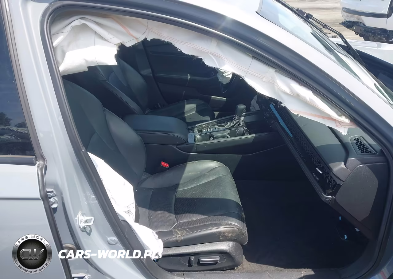2025 Honda Accord Hybrid Touring VIN:1HGCY2F83SA004881 - 5