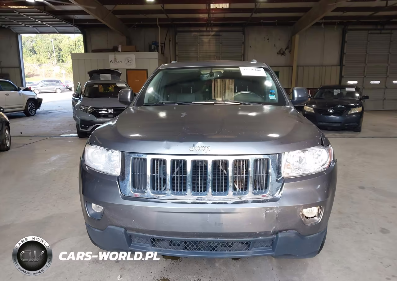 2012 Jeep Grand Cherokee Laredo VIN:1C4RJEAG8CC270951 - 12