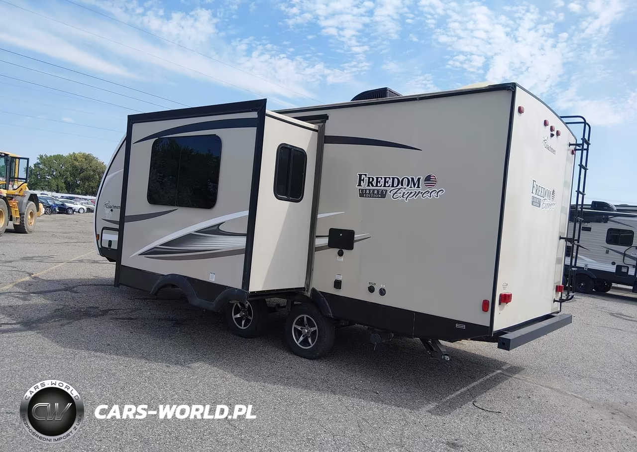 2017 Coachmen By Forest R Freedom Express 231 VIN:5ZT2FEMB7HL001722 - 3