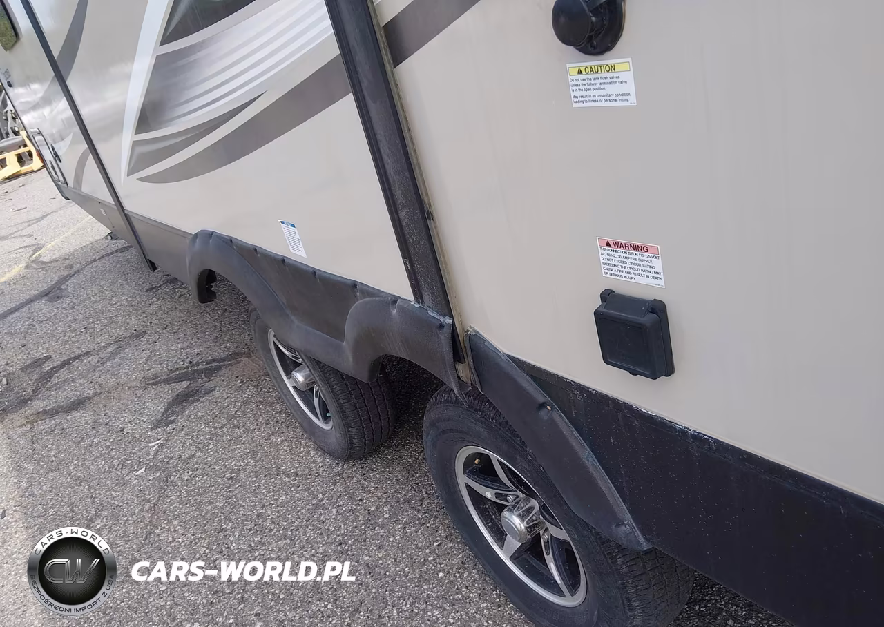 2017 Coachmen By Forest R Freedom Express 231 VIN:5ZT2FEMB7HL001722 - 6