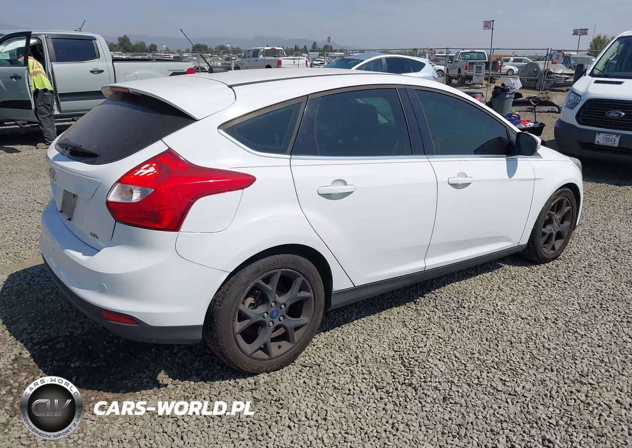 2012 Ford Focus Sel VIN:1FAHP3M24CL258297 - 4