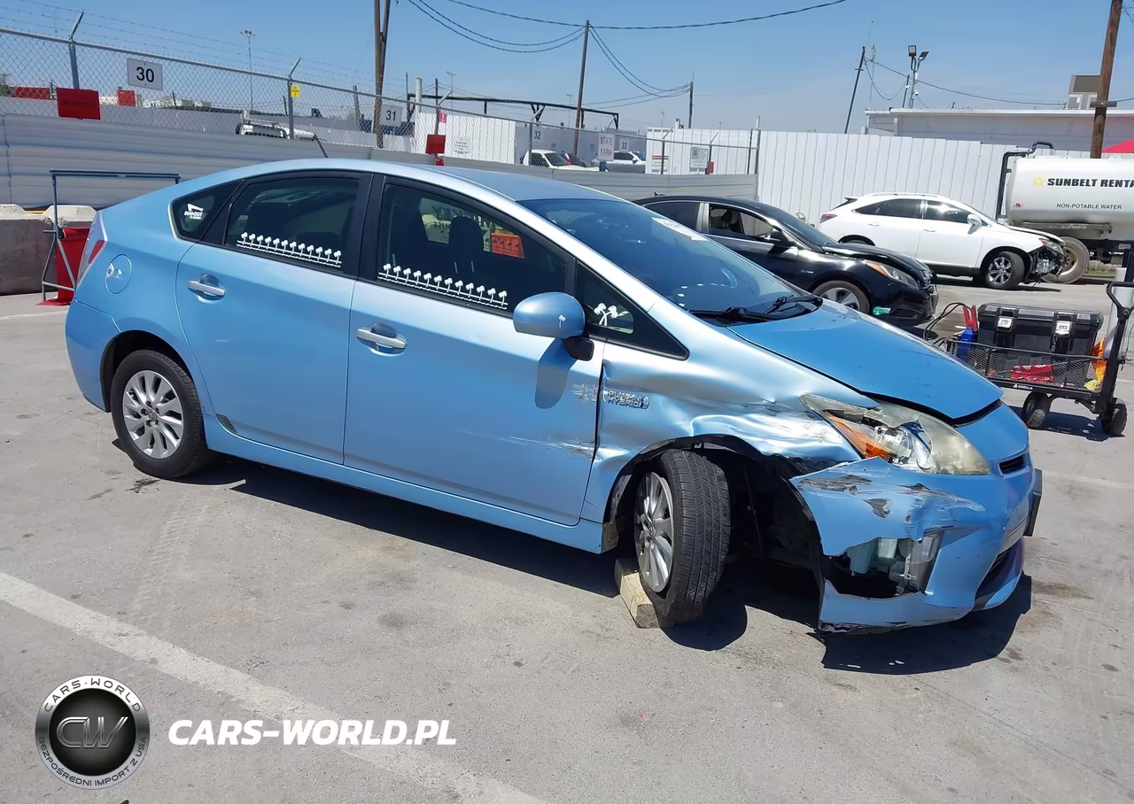 2012 Toyota Prius Plug-In – zdjęcie 1 z 16