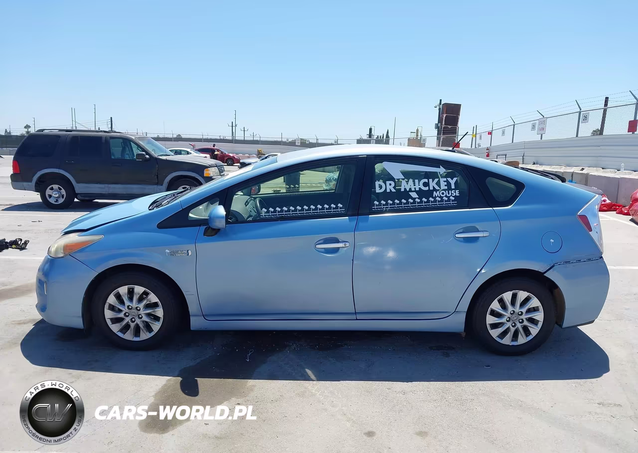 2012 Toyota Prius Plug-In VIN:JTDKN3DP0C3016186 - 14