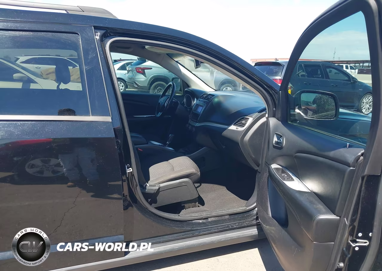 2018 Dodge Journey Se VIN:3C4PDCAB6JT473877 - 5
