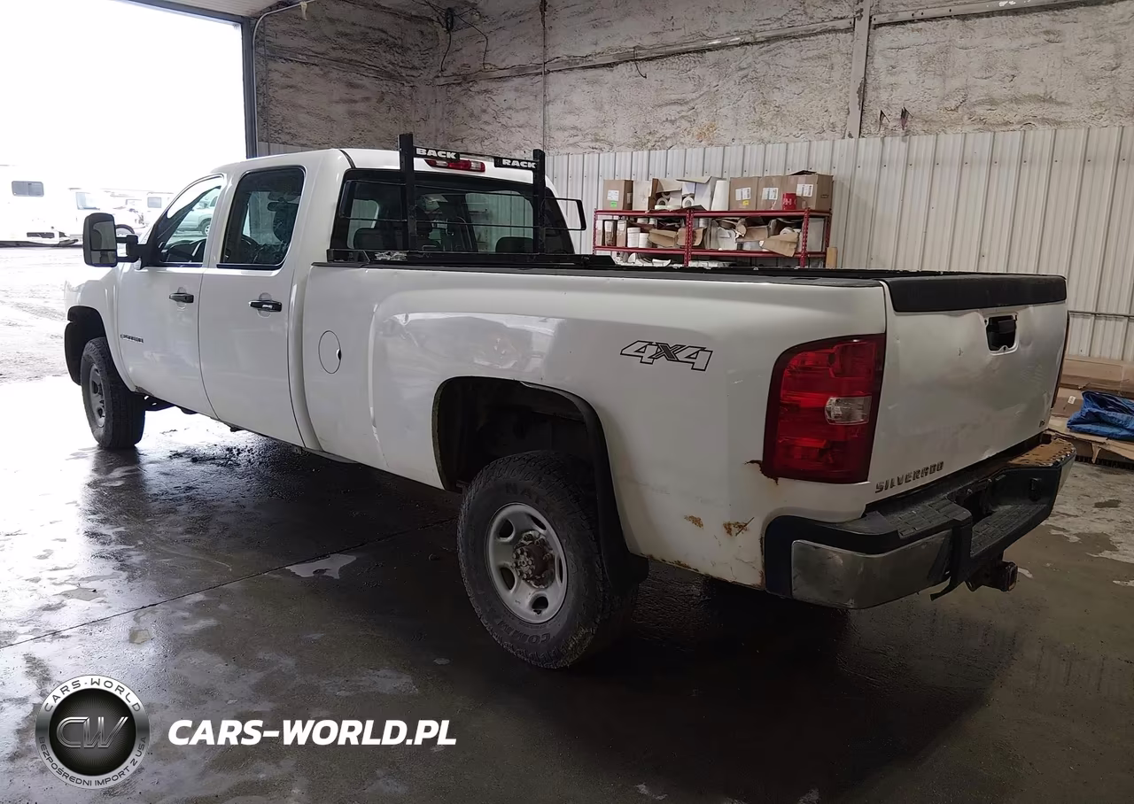 2008 Chevrolet Silverado 2500Hd Work Truck VIN:1GCHK23688F217426 - 3