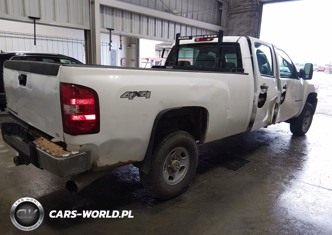 2008 Chevrolet Silverado 2500Hd Work Truck VIN:1GCHK23688F217426 - 4