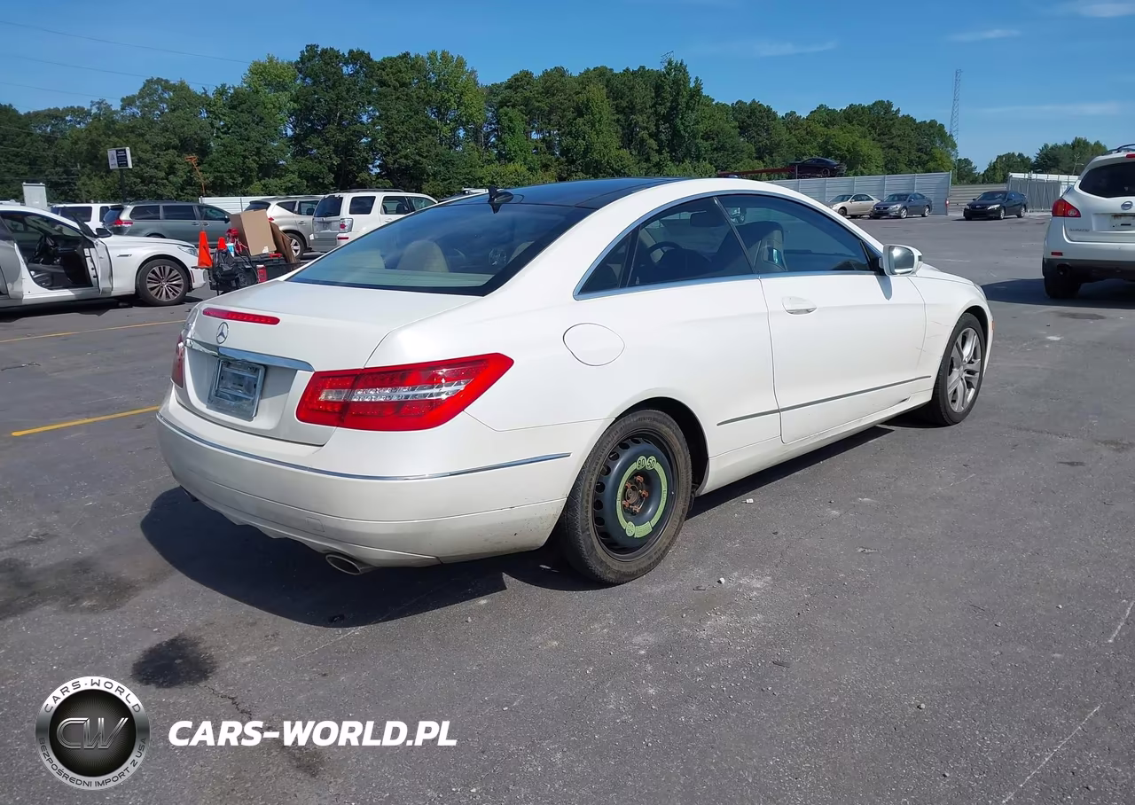 2010 Mercedes-Benz E 350 VIN:WDDKJ5GB8AF024108 - 4