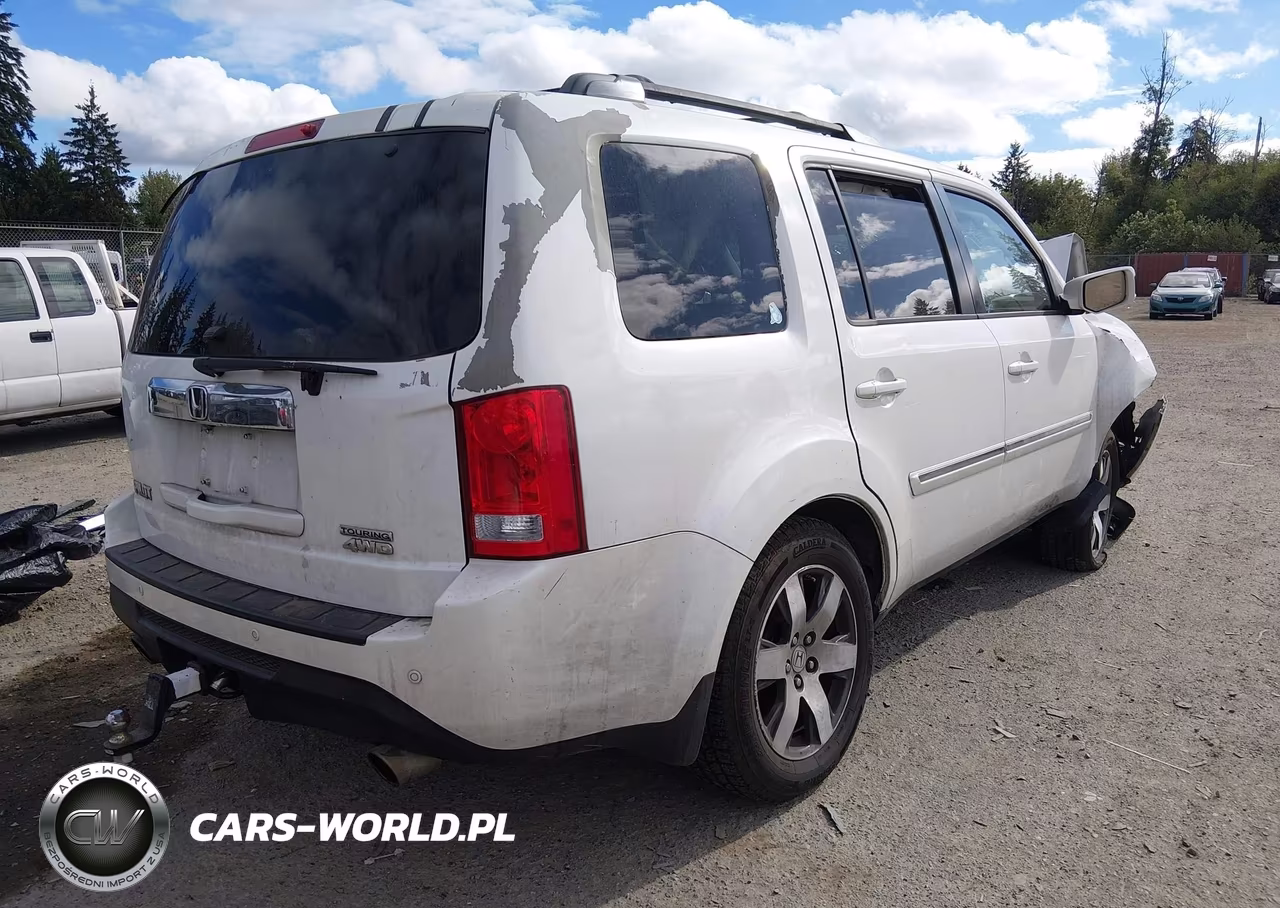 2012 Honda Pilot Touring VIN:5FNYF4H90CB055436 - 4