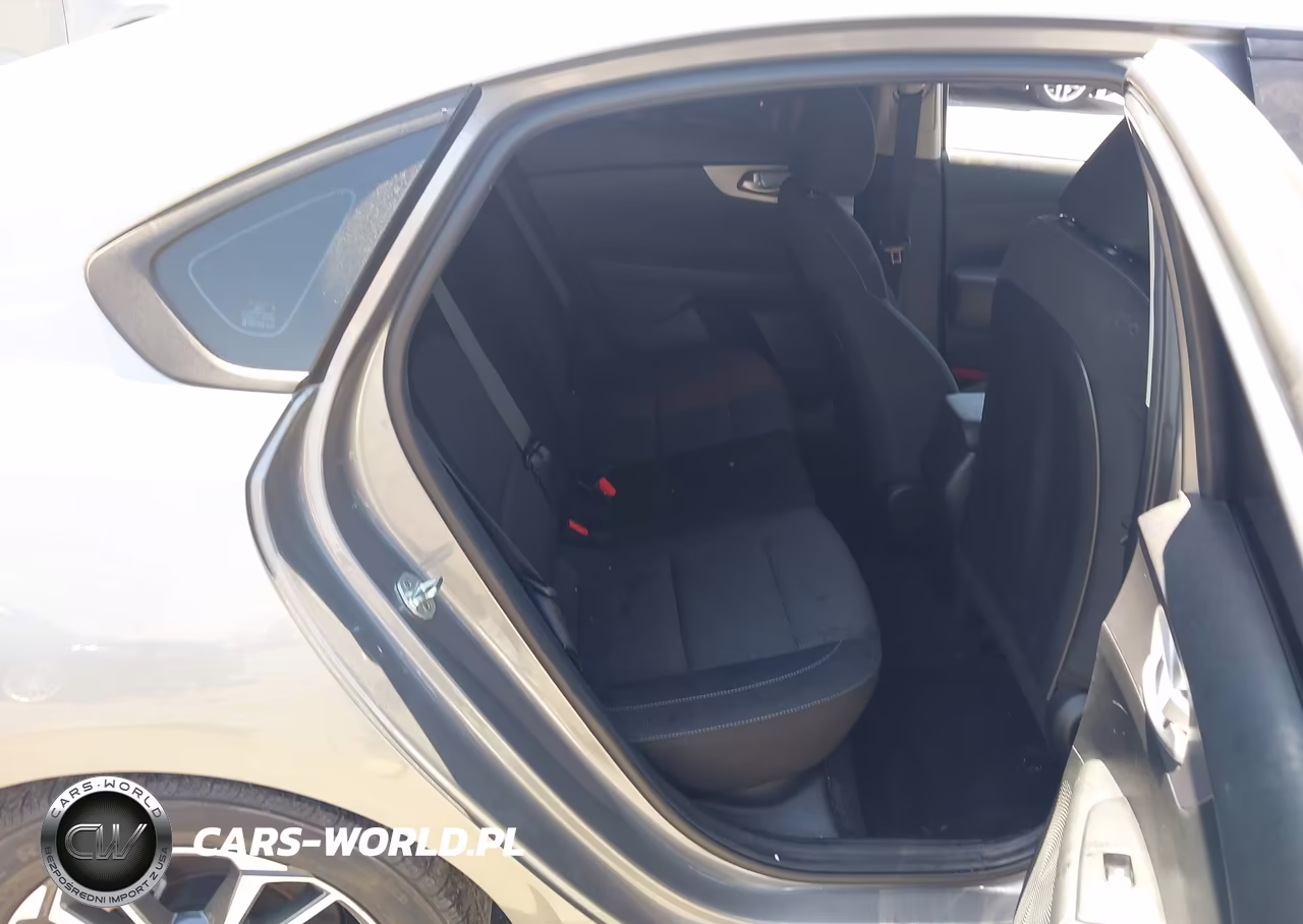 2022 Kia Forte Lxs VIN:3KPF24AD4NE497307 - 8