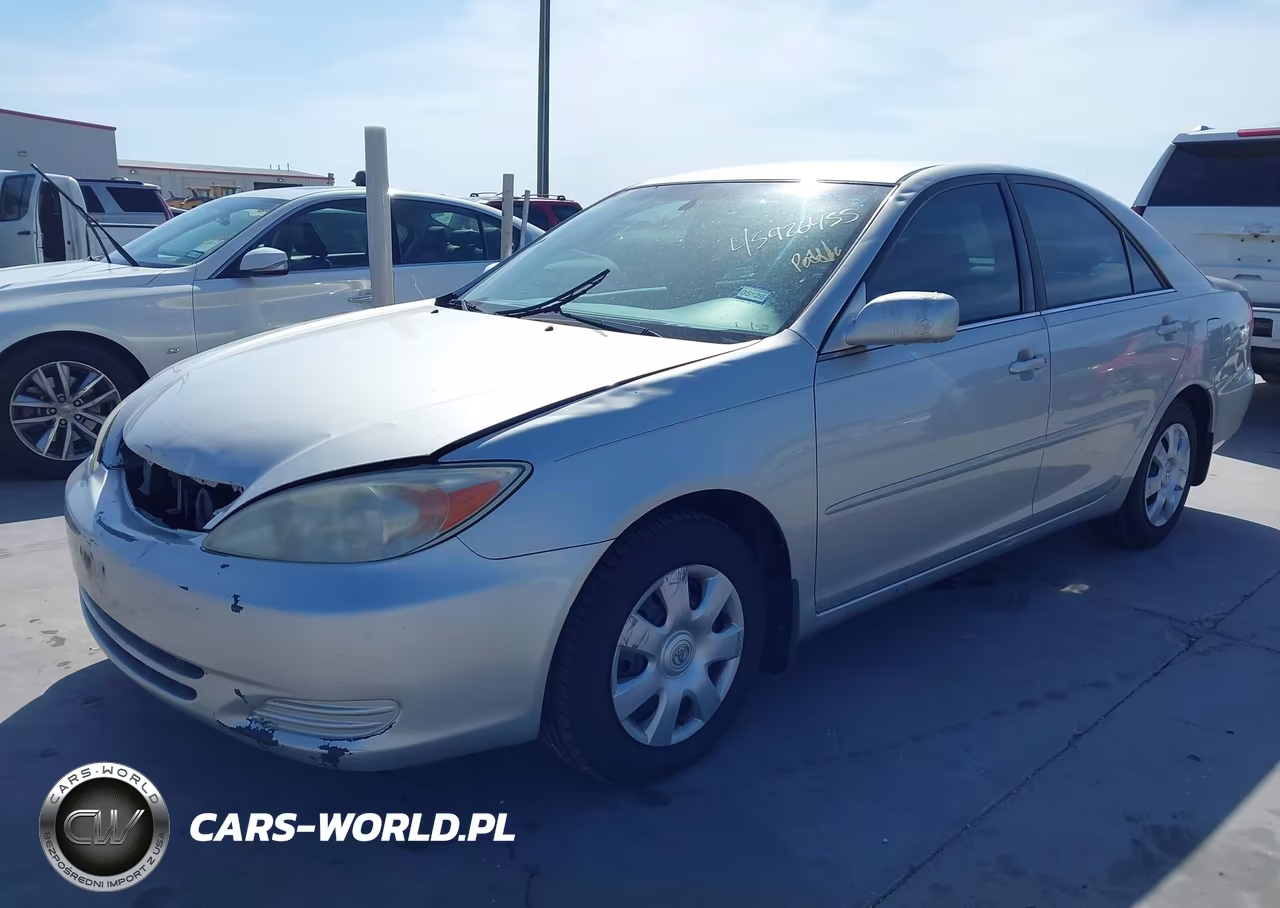 2002 Toyota Camry Le VIN:4T1BE32K62U511956 - 2