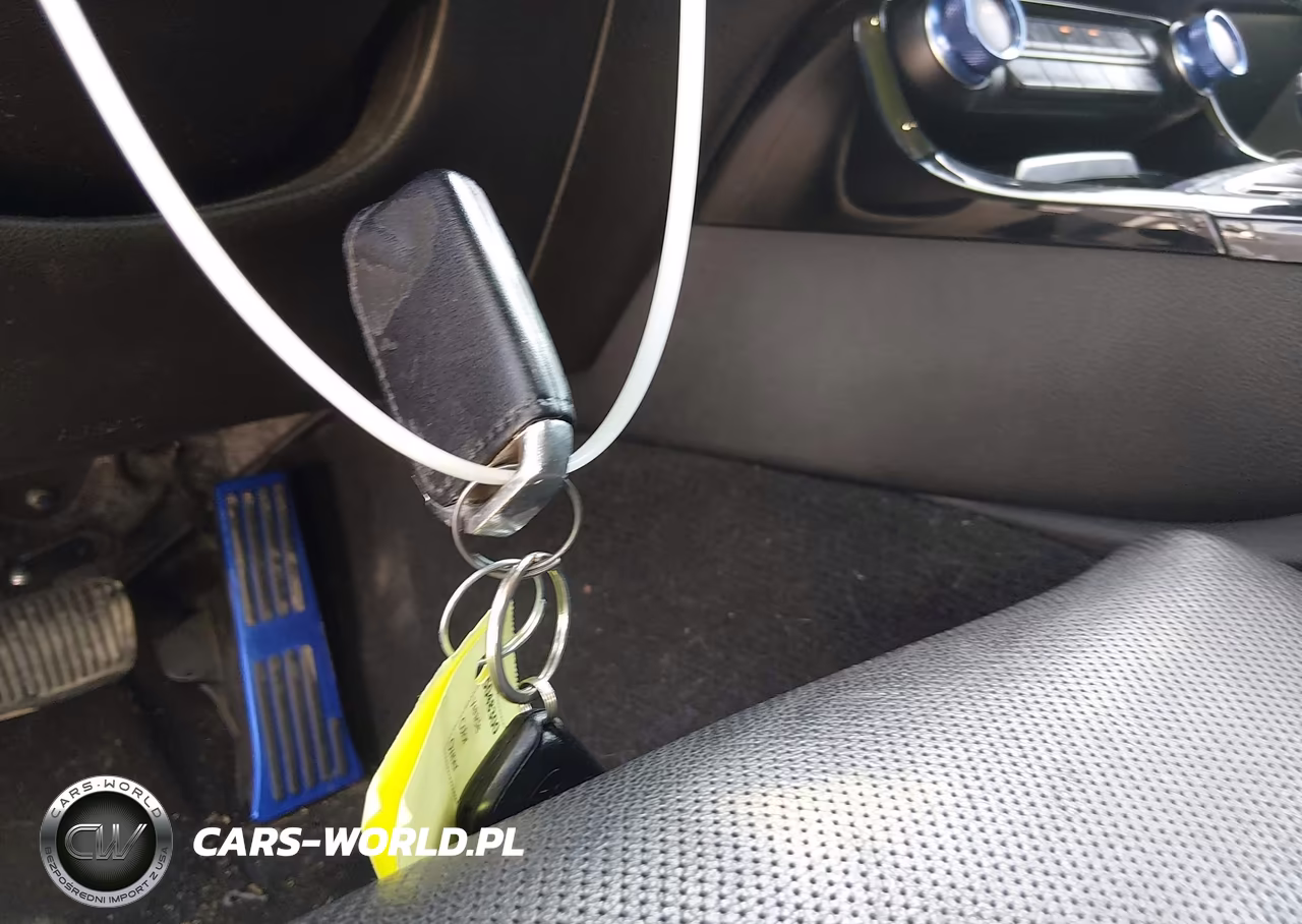 2019 Kia Stinger VIN:KNAE15LA2K6052103 - 11