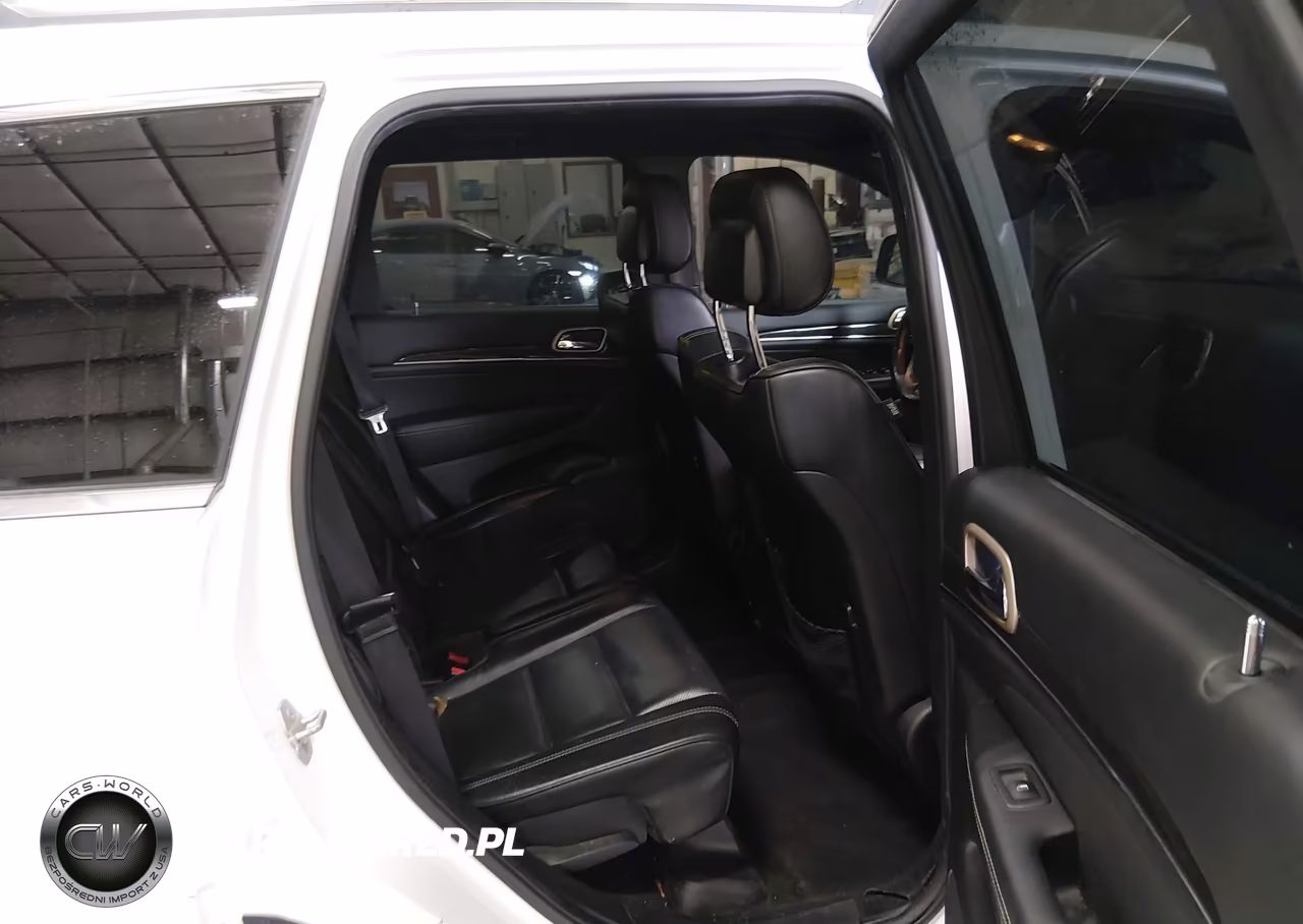 2015 Jeep Grand Cherokee Overland VIN:1C4RJFCM5FC757053 - 8