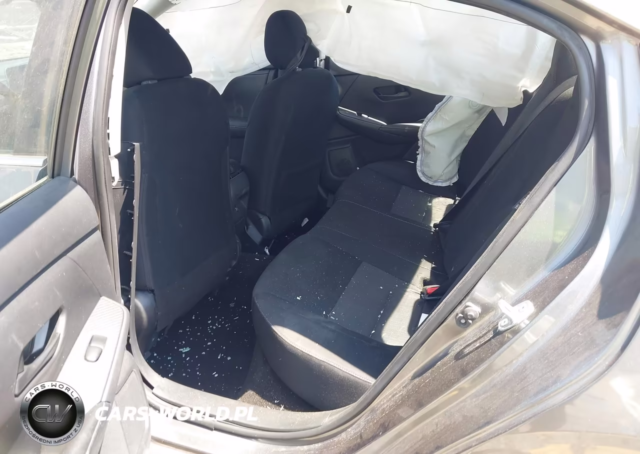 2025 Nissan Sentra Sv VIN:3N1AB8CV2SY323689 - 8