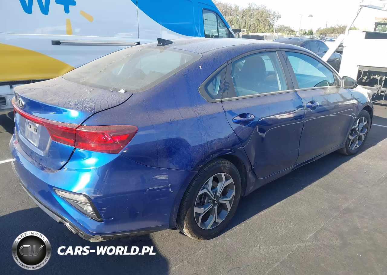 2021 Kia Forte Lxs VIN:3KPF24AD9ME375248 - 4