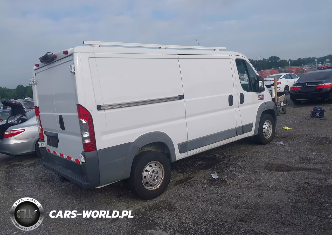 2018 Ram Promaster 1500 Low Roof 136 Wb VIN:3C6TRVAG6JE151078 - 4