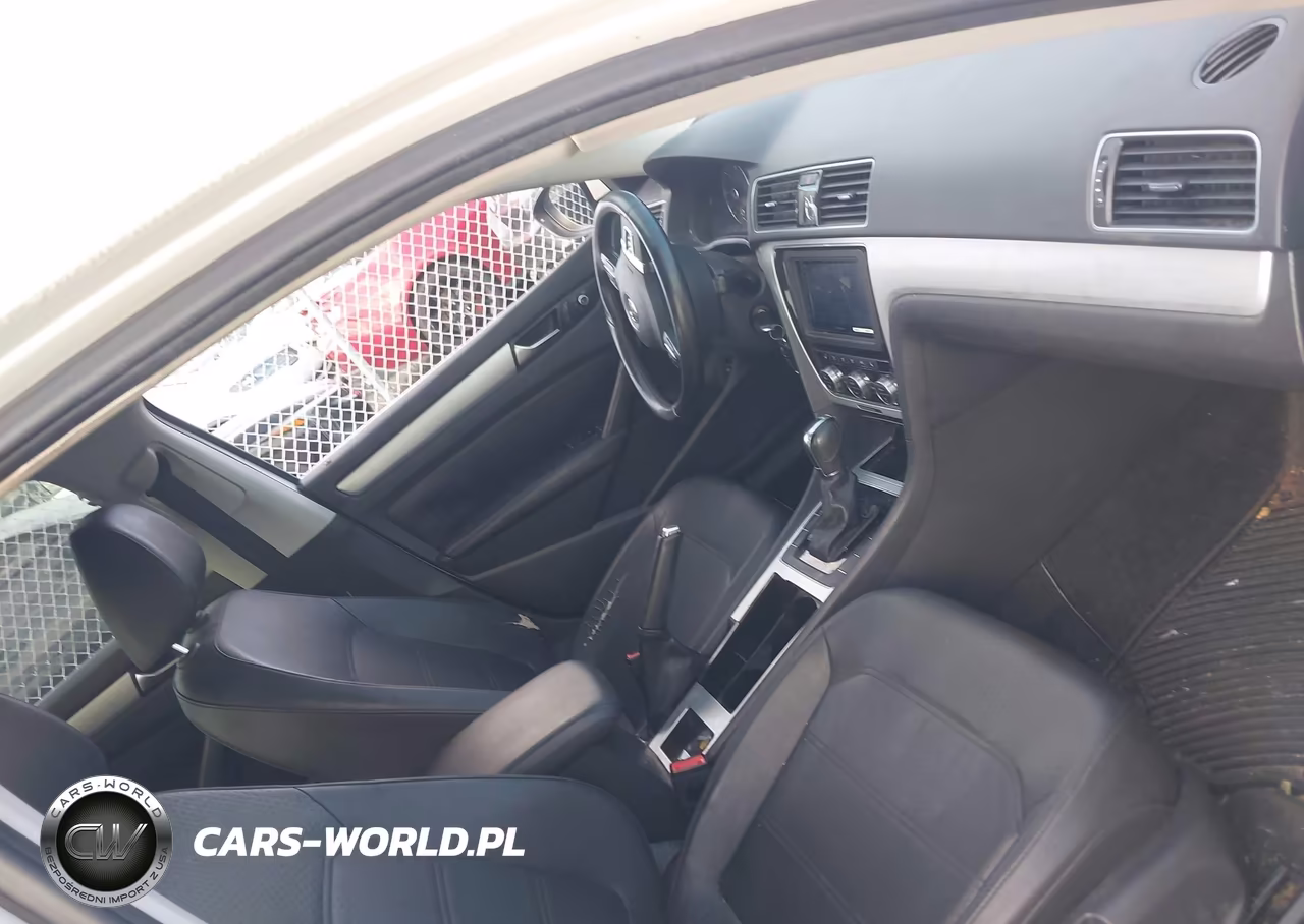 2012 Volkswagen Passat 2.0L Tdi Se VIN:1VWBN7A31CC101799 - 5