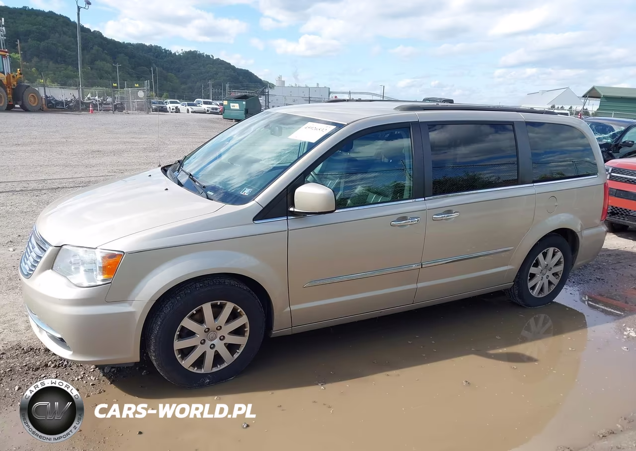2016 Chrysler Town & Country Touring VIN:2C4RC1BG0GR128639 - 14