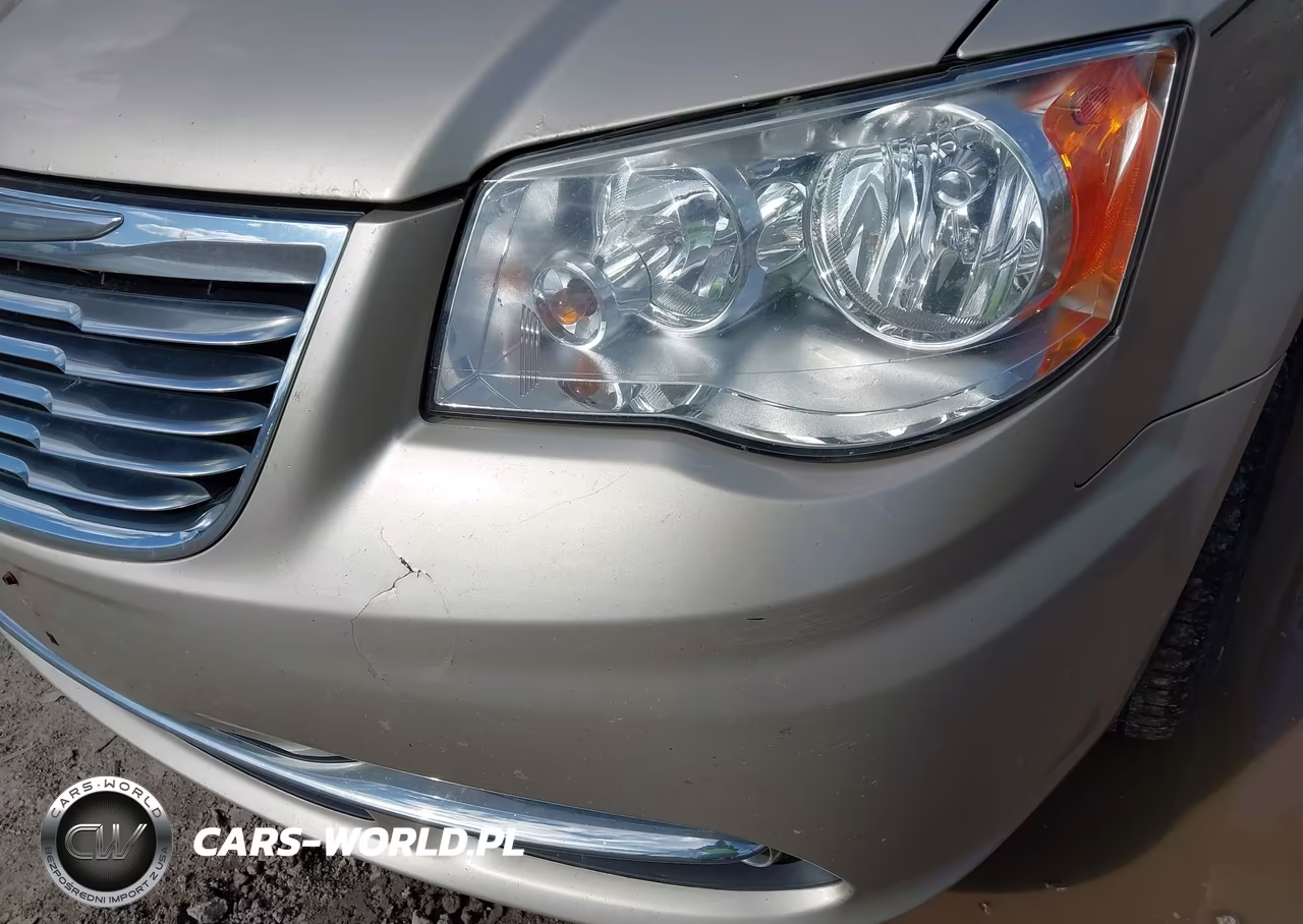 2016 Chrysler Town & Country Touring VIN:2C4RC1BG0GR128639 - 6