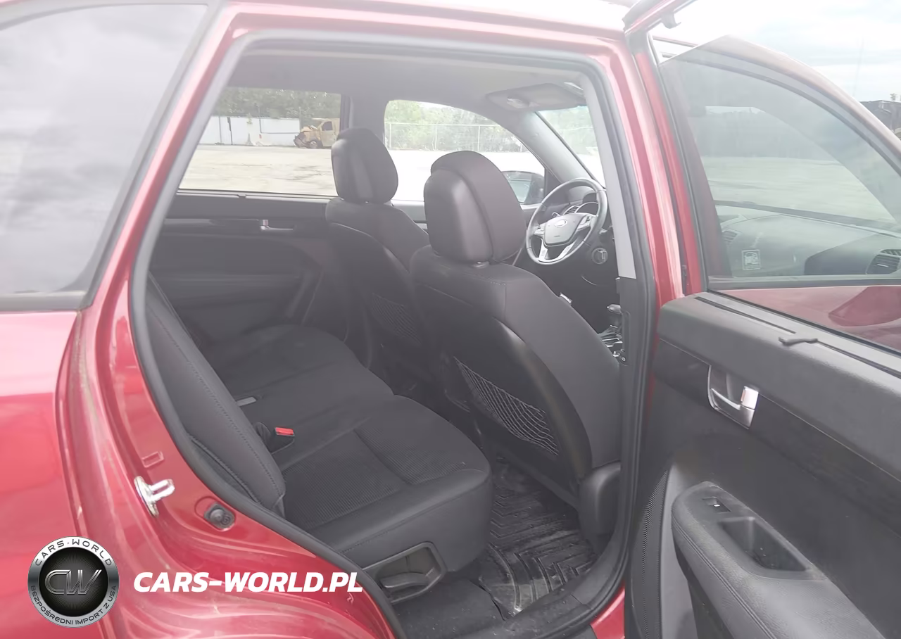 2014 Kia Sorento Lx VIN:5XYKTCA64EG469310 - 8