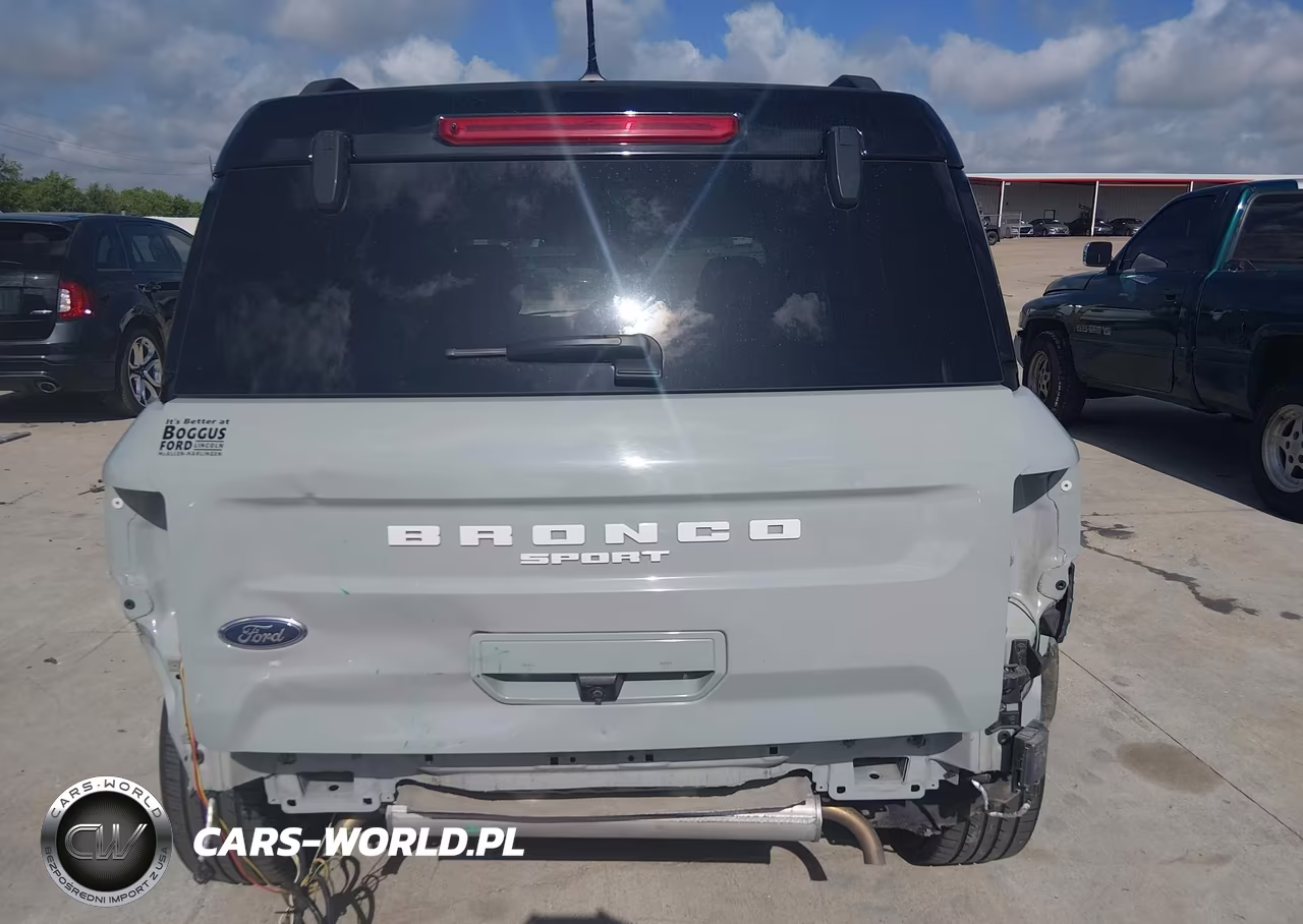 2022 Ford Bronco Sport Outer Banks VIN:3FMCR9C61NRE01079 - 6