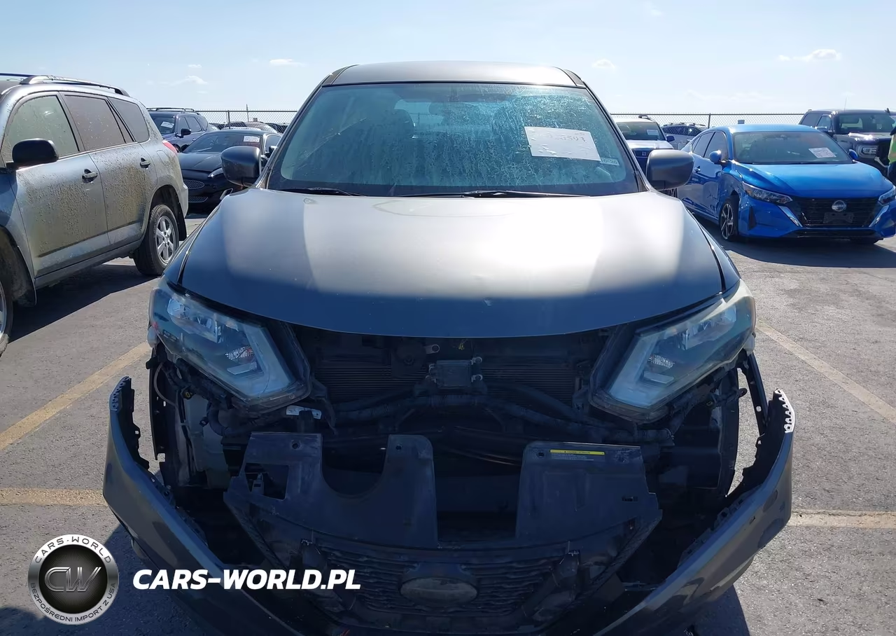 2018 Nissan Rogue S VIN:5N1AT2MTXJC770827 - 12
