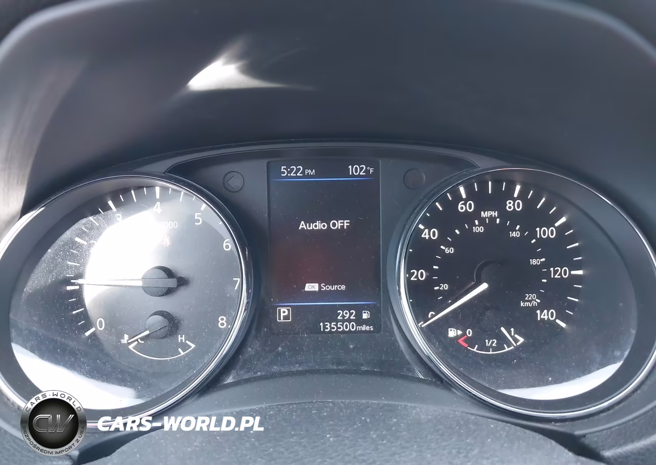 2018 Nissan Rogue S VIN:5N1AT2MTXJC770827 - 7