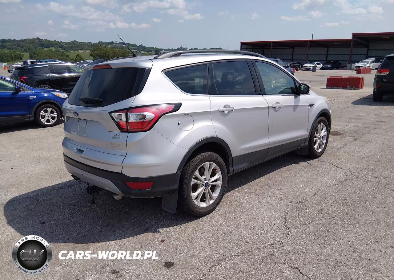2018 Ford Escape Se VIN:1FMCU0GD2JUB45542 - 4