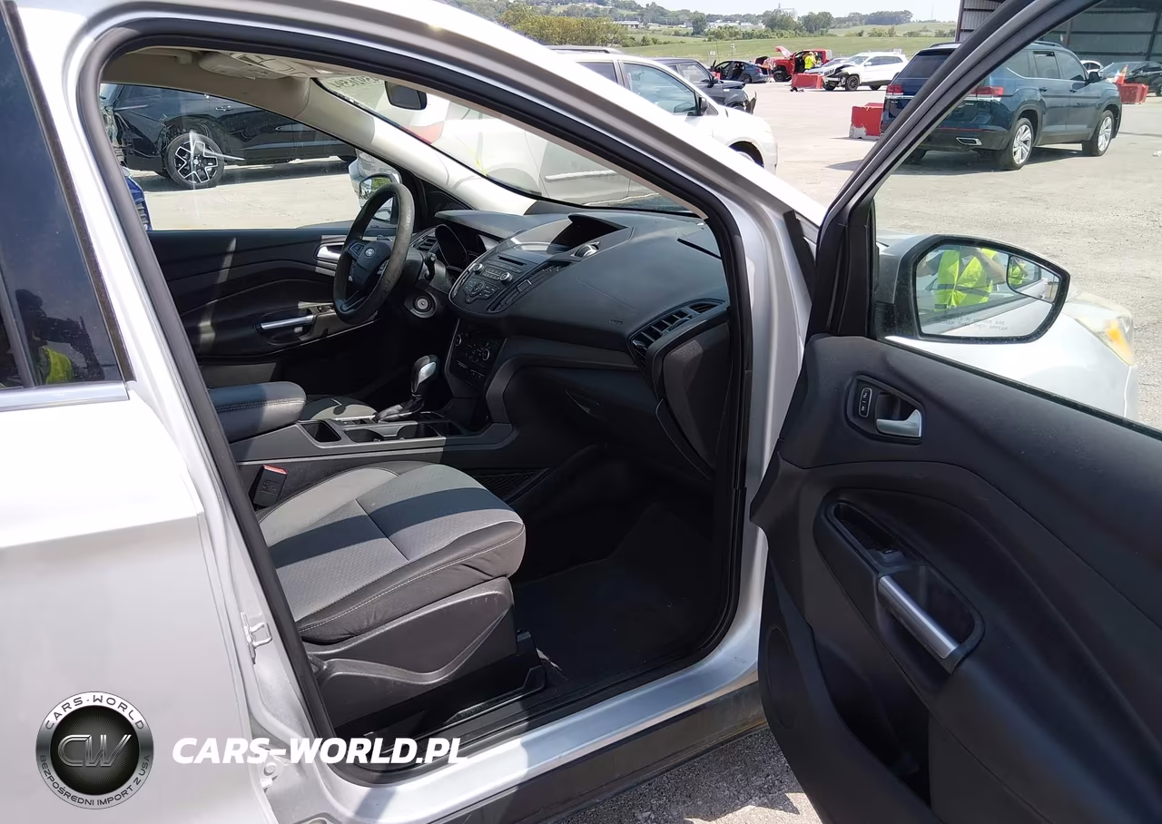 2018 Ford Escape Se VIN:1FMCU0GD2JUB45542 - 5