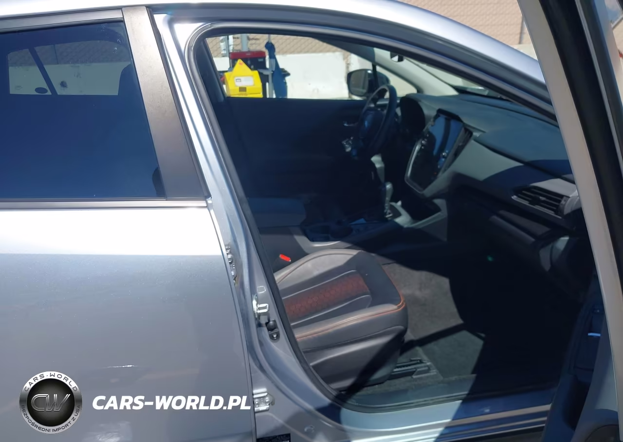 2024 Subaru Crosstrek Limited VIN:4S4GUHM62R3719340 - 5
