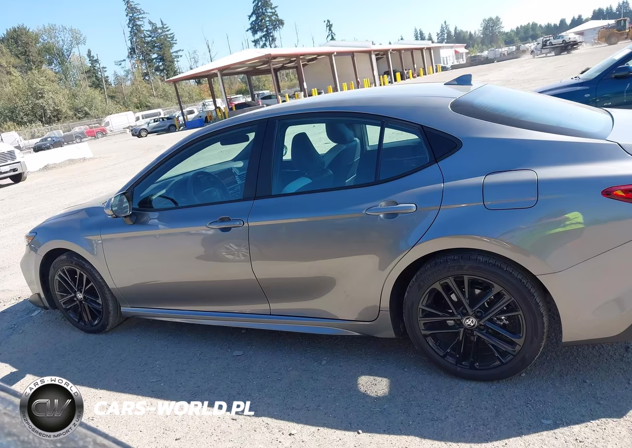 2026 Toyota Camry Se VIN:4T1DAACK9TU321917 - 14