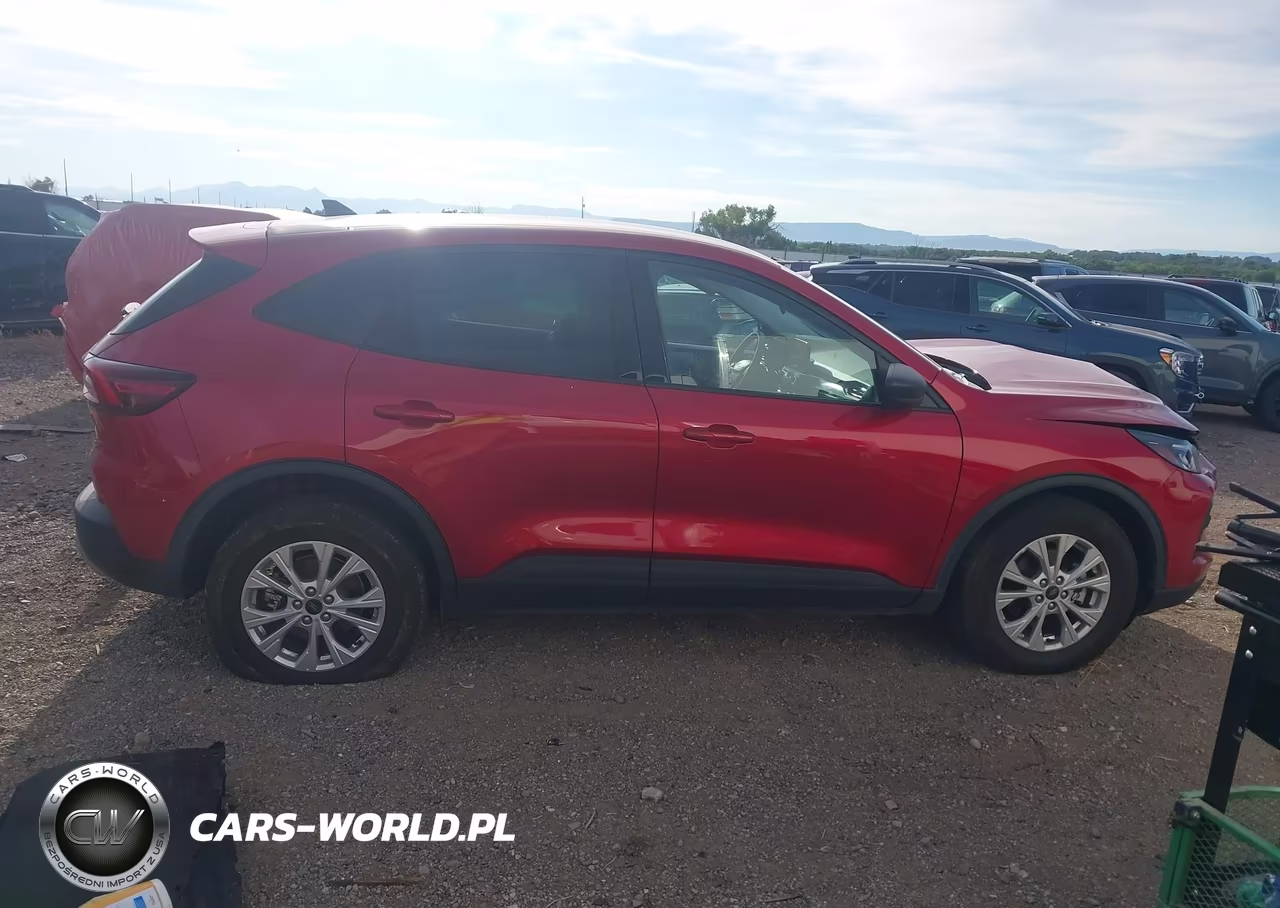 2025 Ford Escape Active VIN:1FMCU9GN8SUA51065 - 13