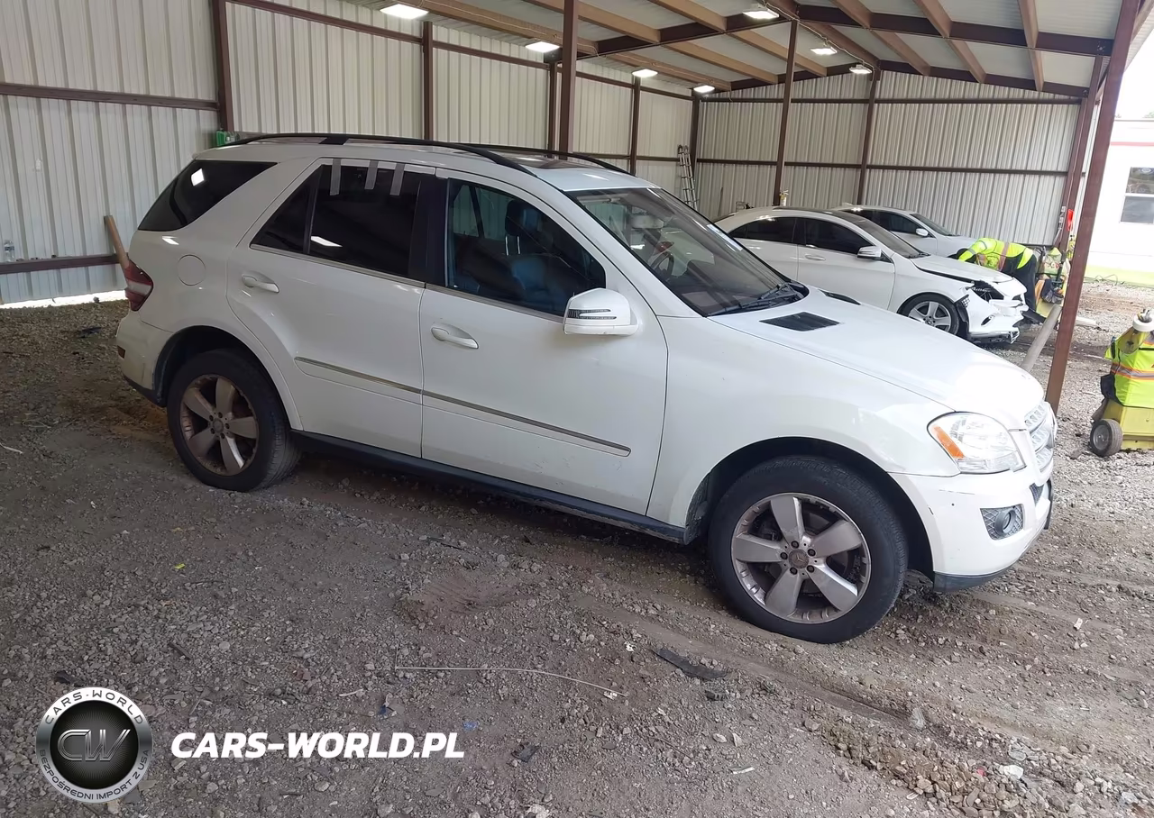 2011 Mercedes-Benz Ml 350 4Matic – zdjęcie 1 z 11