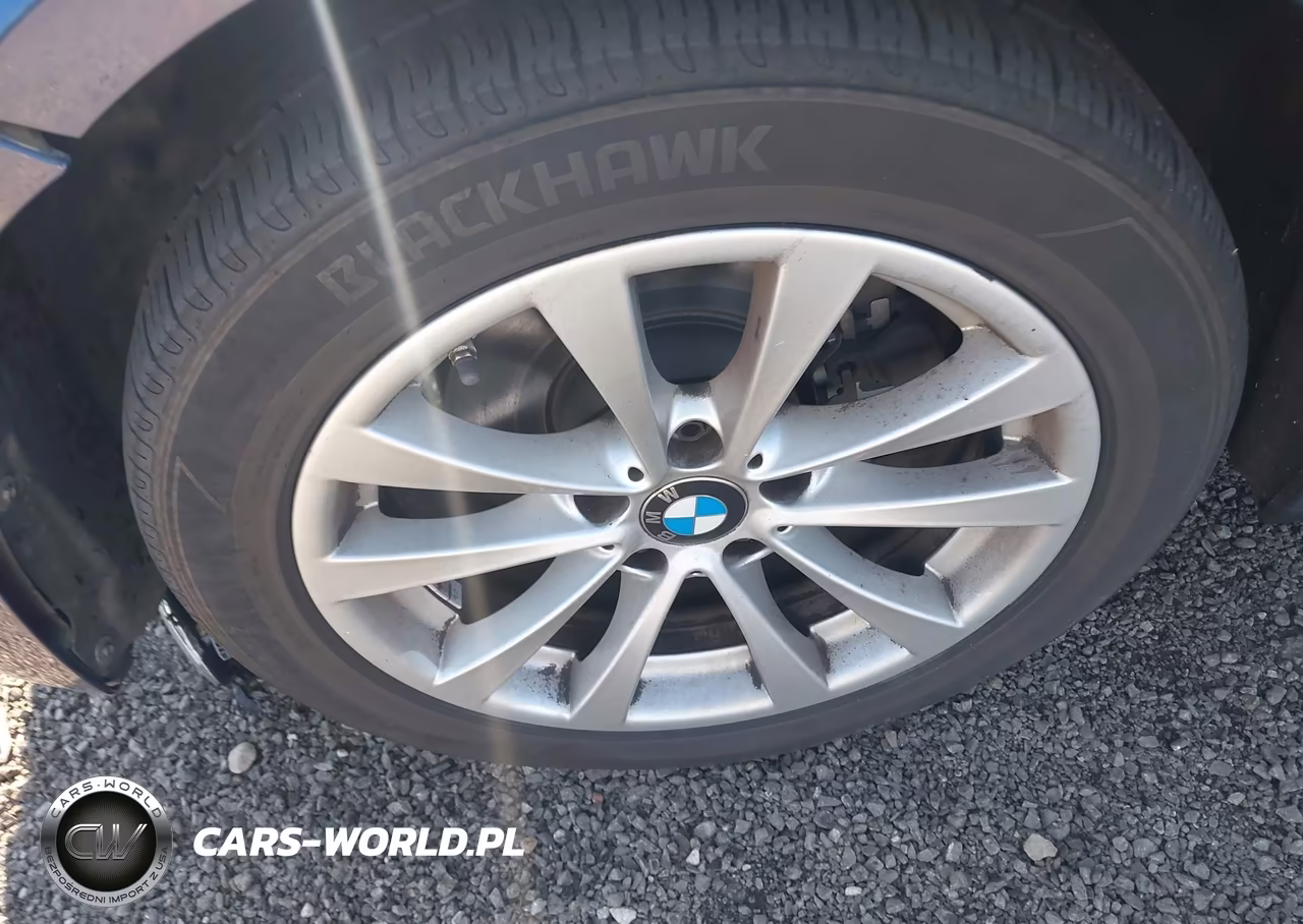 2017 BMW 320I xDrive VIN:WBA8E5G30HNU45464 - 11