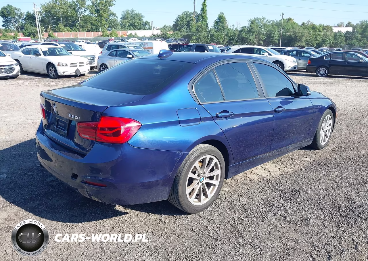 2017 BMW 320I xDrive VIN:WBA8E5G30HNU45464 - 4