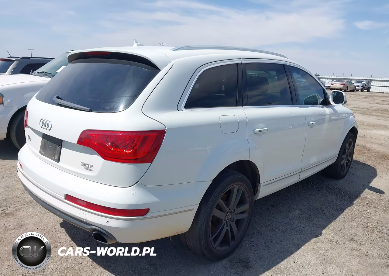 2014 Audi Q7 3.0T Premium VIN:WA1LGAFE7ED013453 - 4