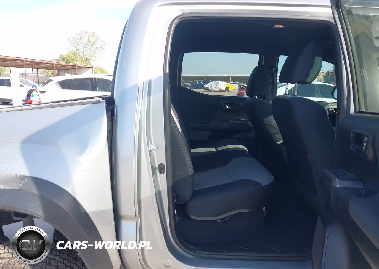 2023 Toyota Tacoma Trd Off Road VIN:3TMCZ5AN7PM593339 - 8