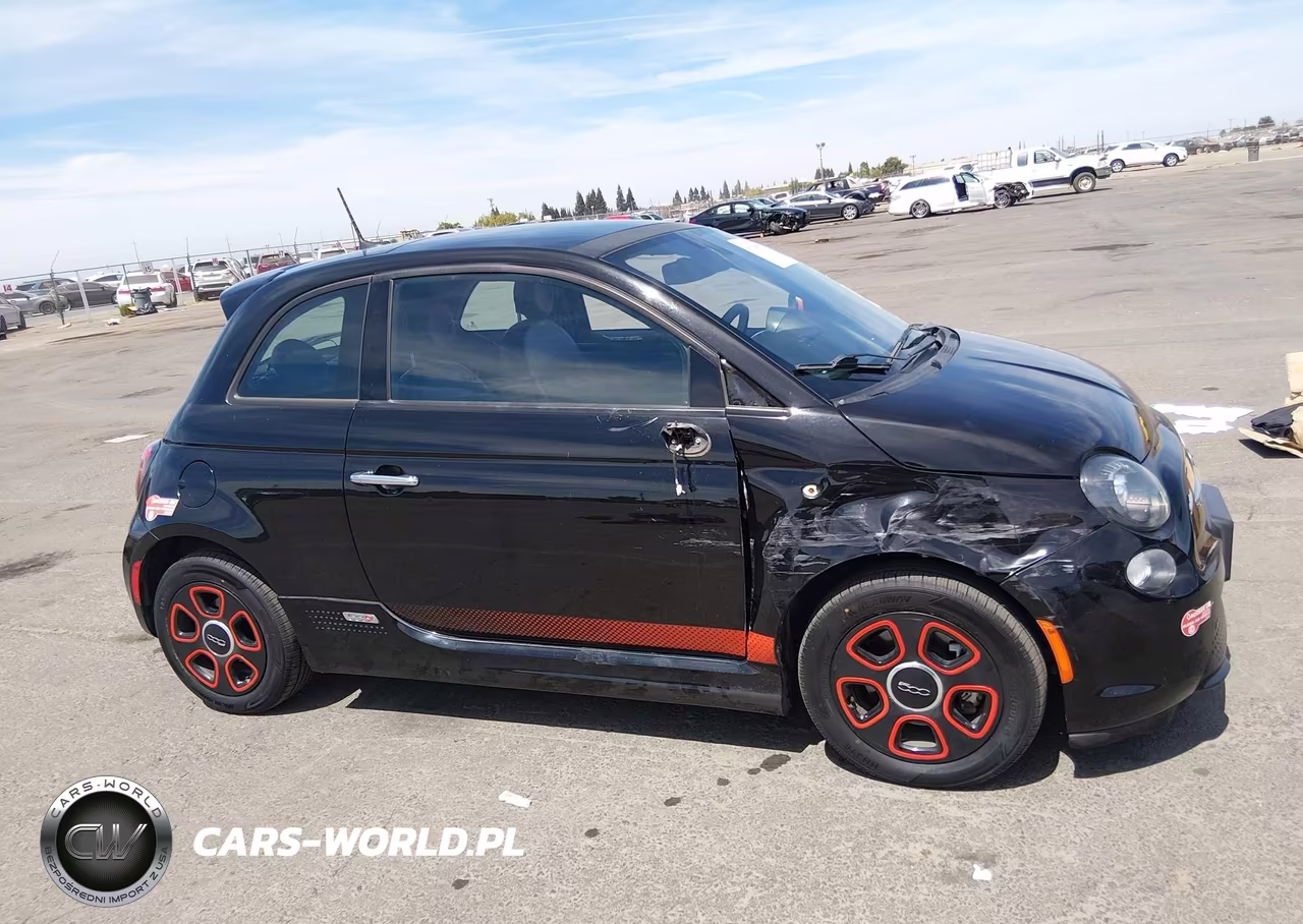 2017 Fiat 500E Battery Electric VIN:3C3CFFGE6HT586237 - 6