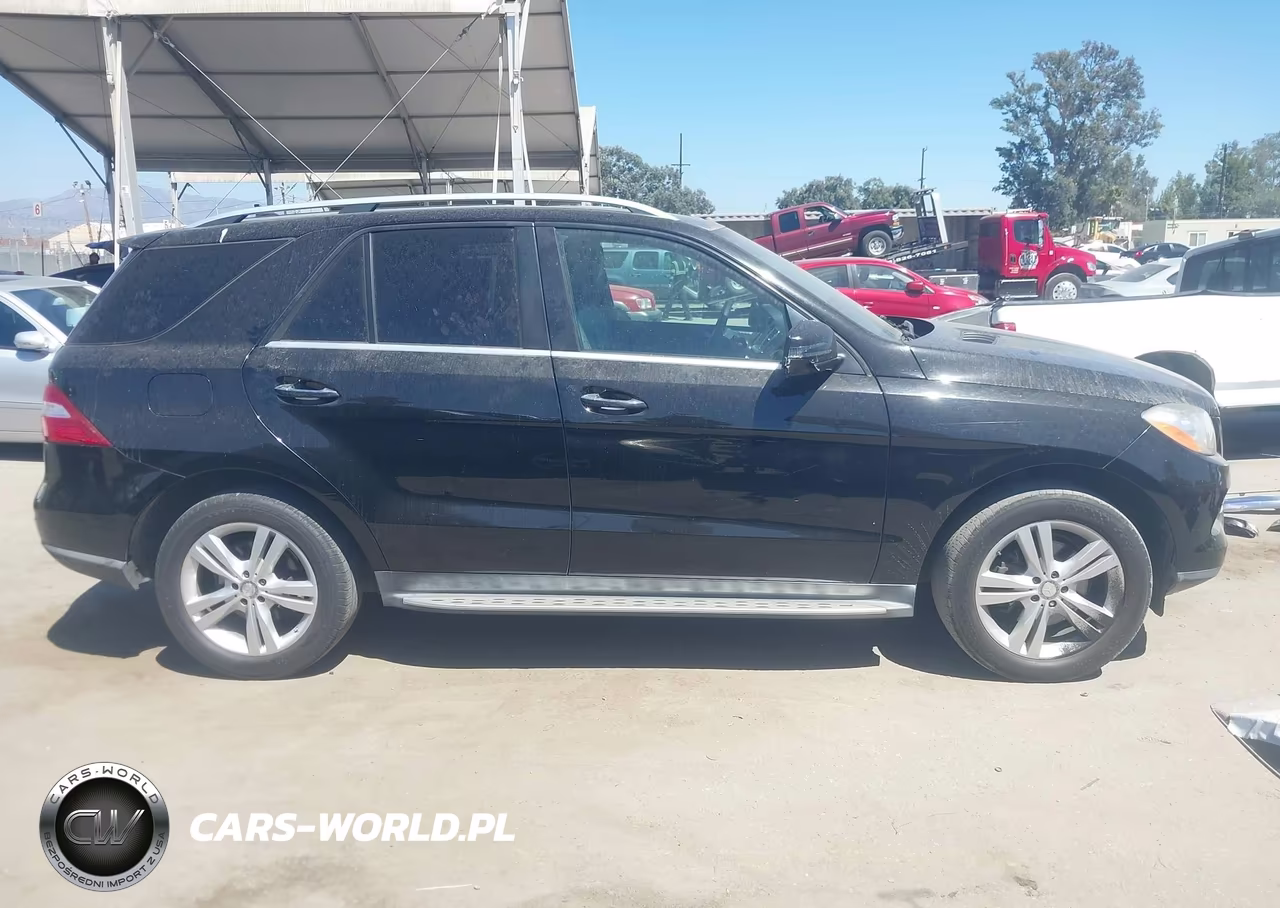 2015 Mercedes-Benz Ml 350 VIN:4JGDA5JB7FA556316 - 14