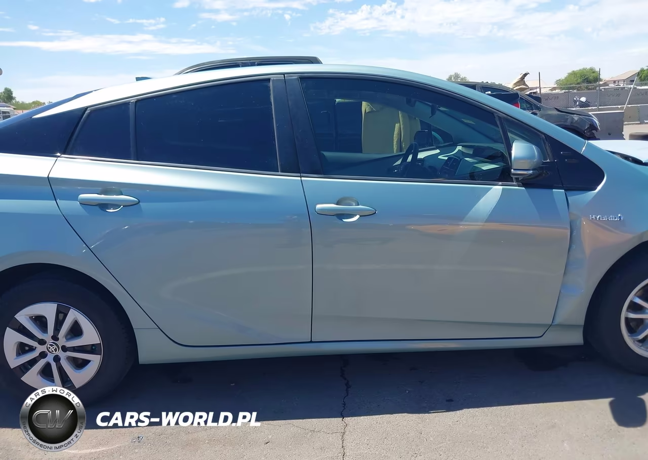2017 Toyota Prius VIN:JTDKBRFU8H3054304 - 13