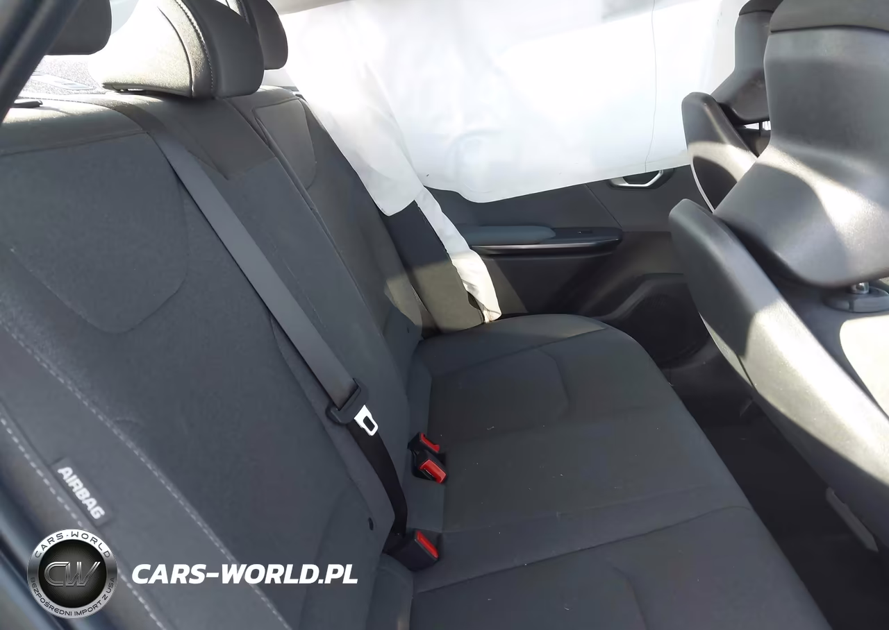 2025 Kia K4 Lxs VIN:3KPFT4DE5SE237446 - 8