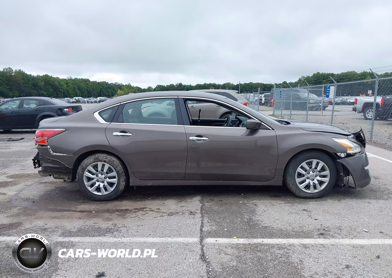 2014 Nissan Altima 2.5 S VIN:1N4AL3AP2EC267760 - 14