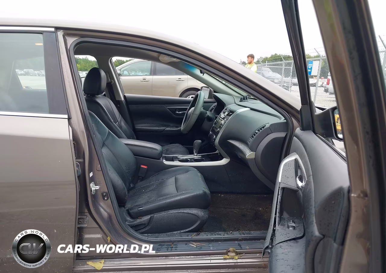 2014 Nissan Altima 2.5 S VIN:1N4AL3AP2EC267760 - 5