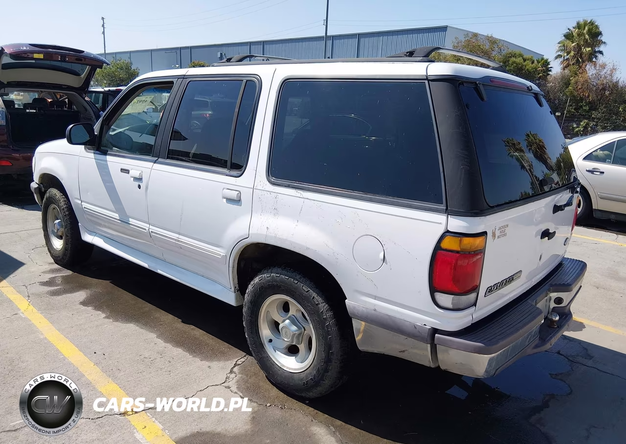 1997 Ford Explorer Eddie Bauer-Limited-Xl-Xlt VIN:1FMDU34E2VZB82148 - 3