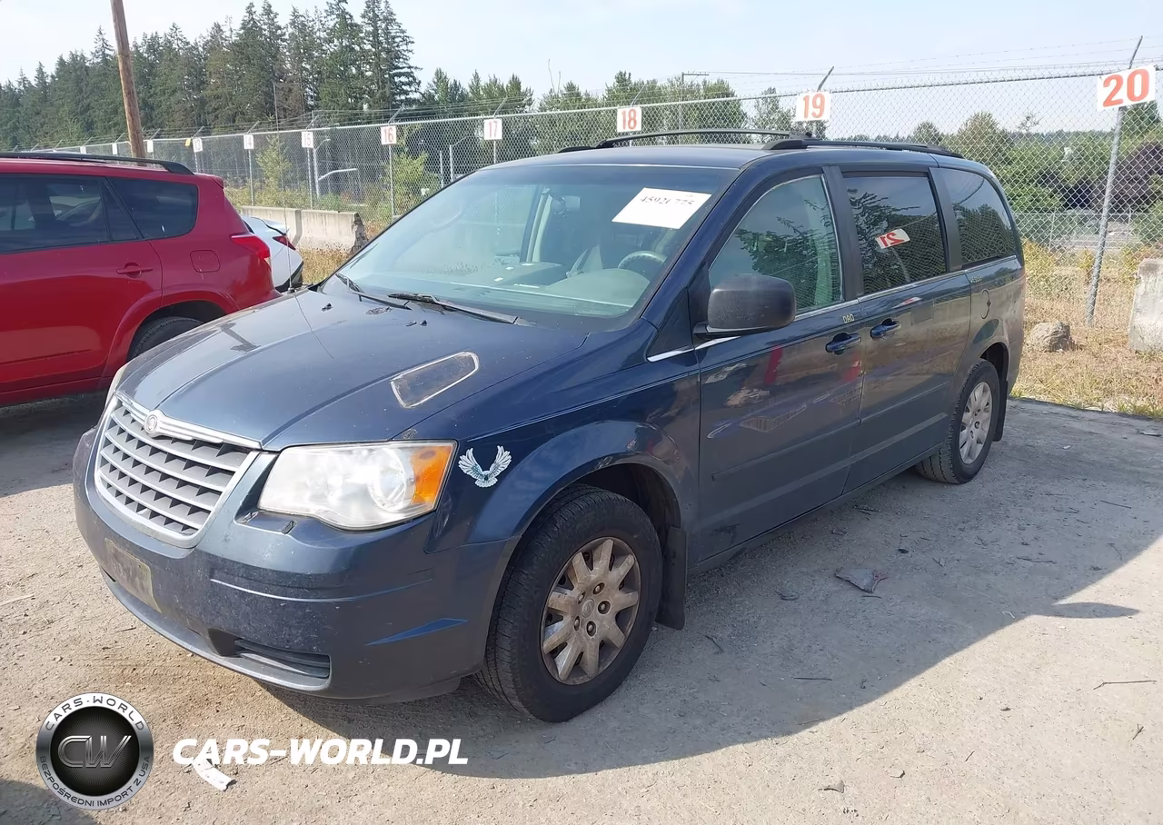 2009 Chrysler Town & Country Lx VIN:2A8HR44E09R617335 - 2