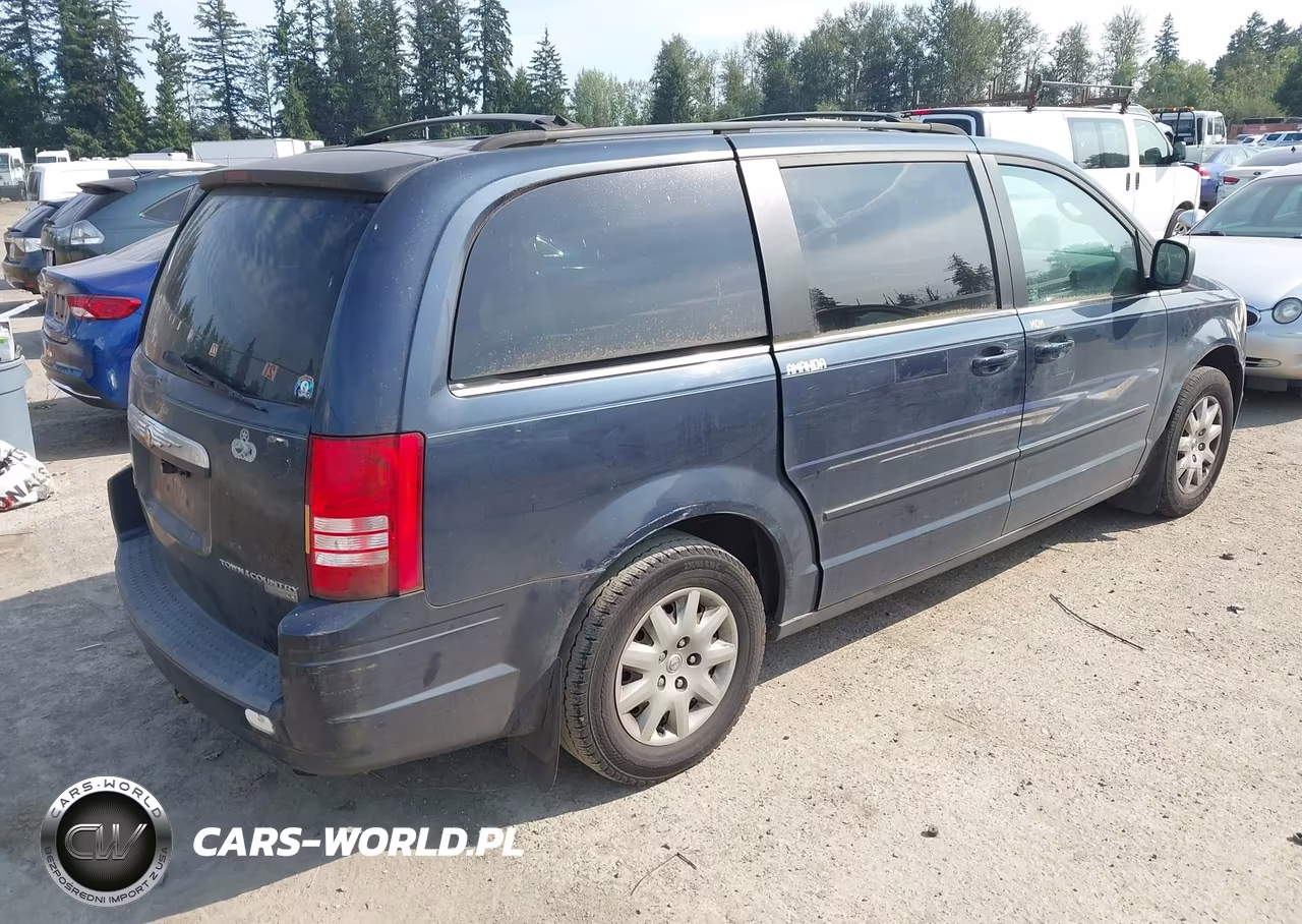 2009 Chrysler Town & Country Lx VIN:2A8HR44E09R617335 - 4